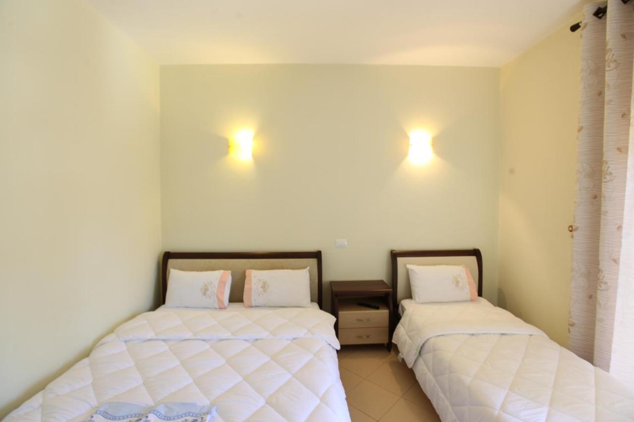 Hotel Gryka E Kelcyres Екстериор снимка