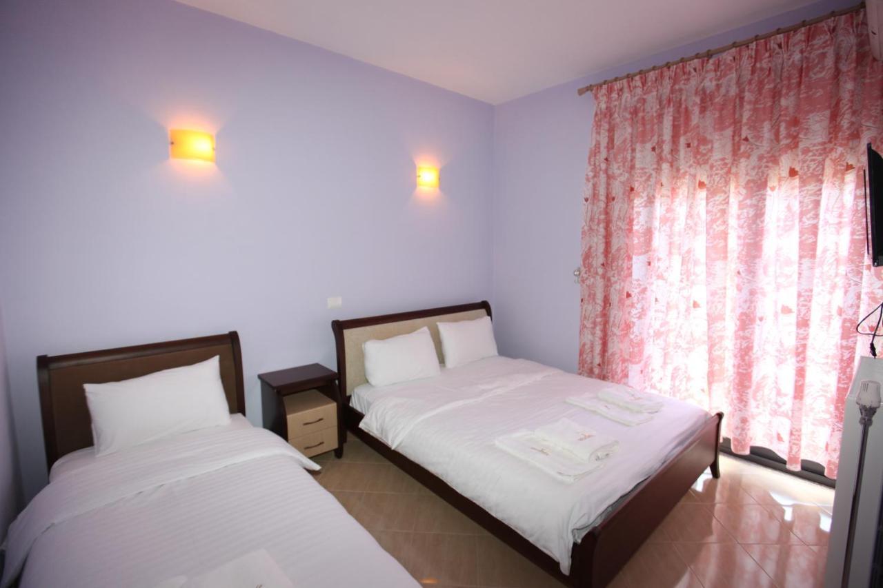 Hotel Gryka E Kelcyres Екстериор снимка