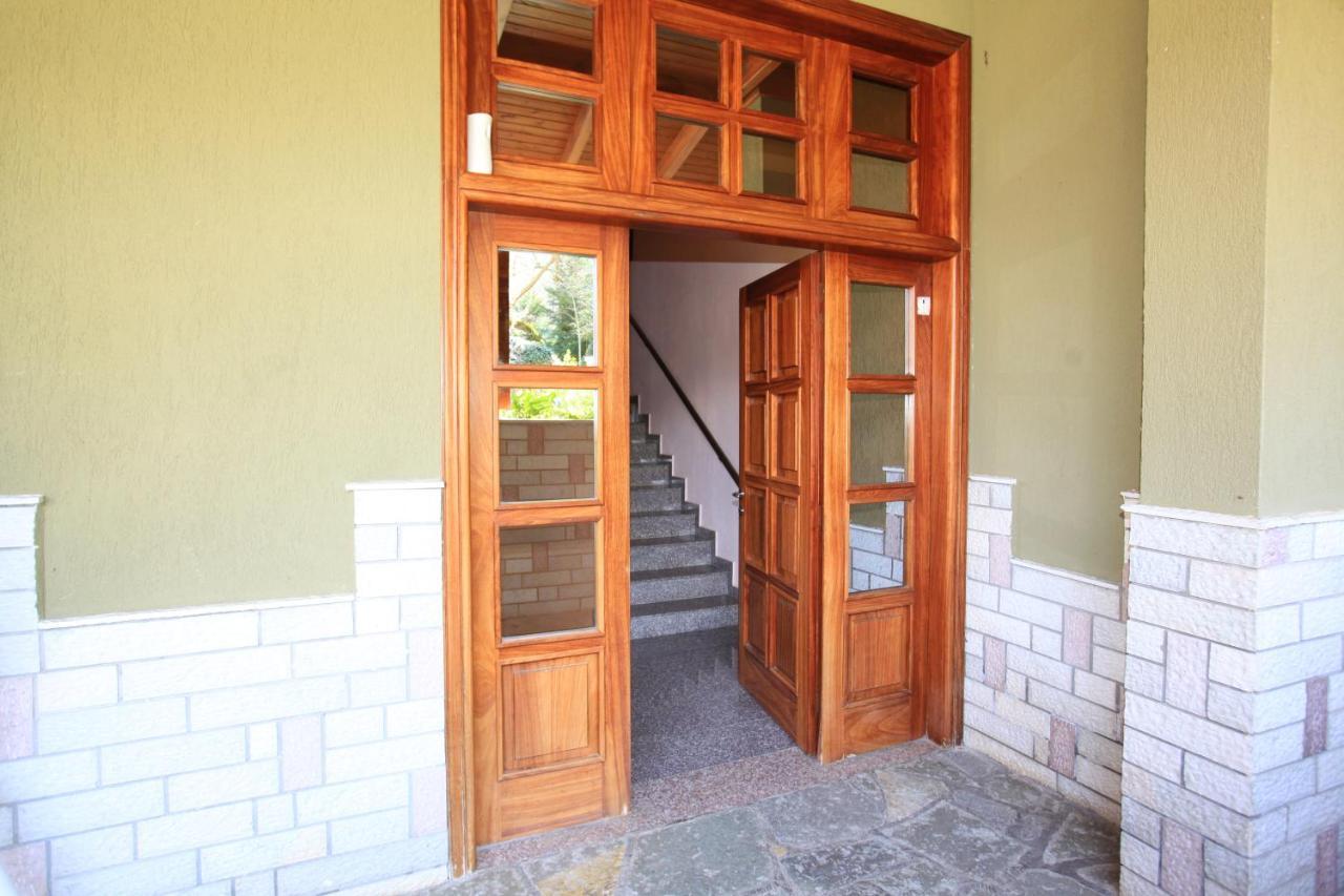 Hotel Gryka E Kelcyres Екстериор снимка