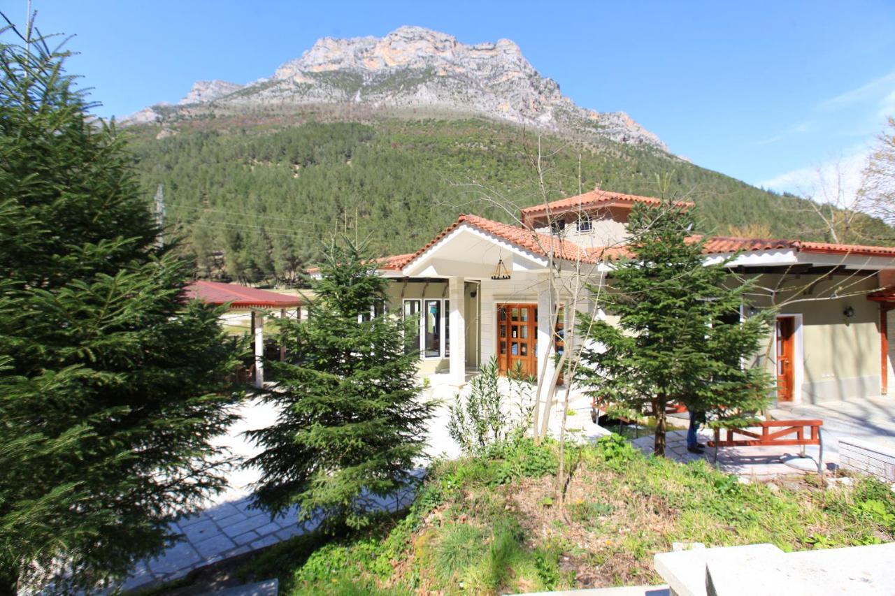 Hotel Gryka E Kelcyres Екстериор снимка