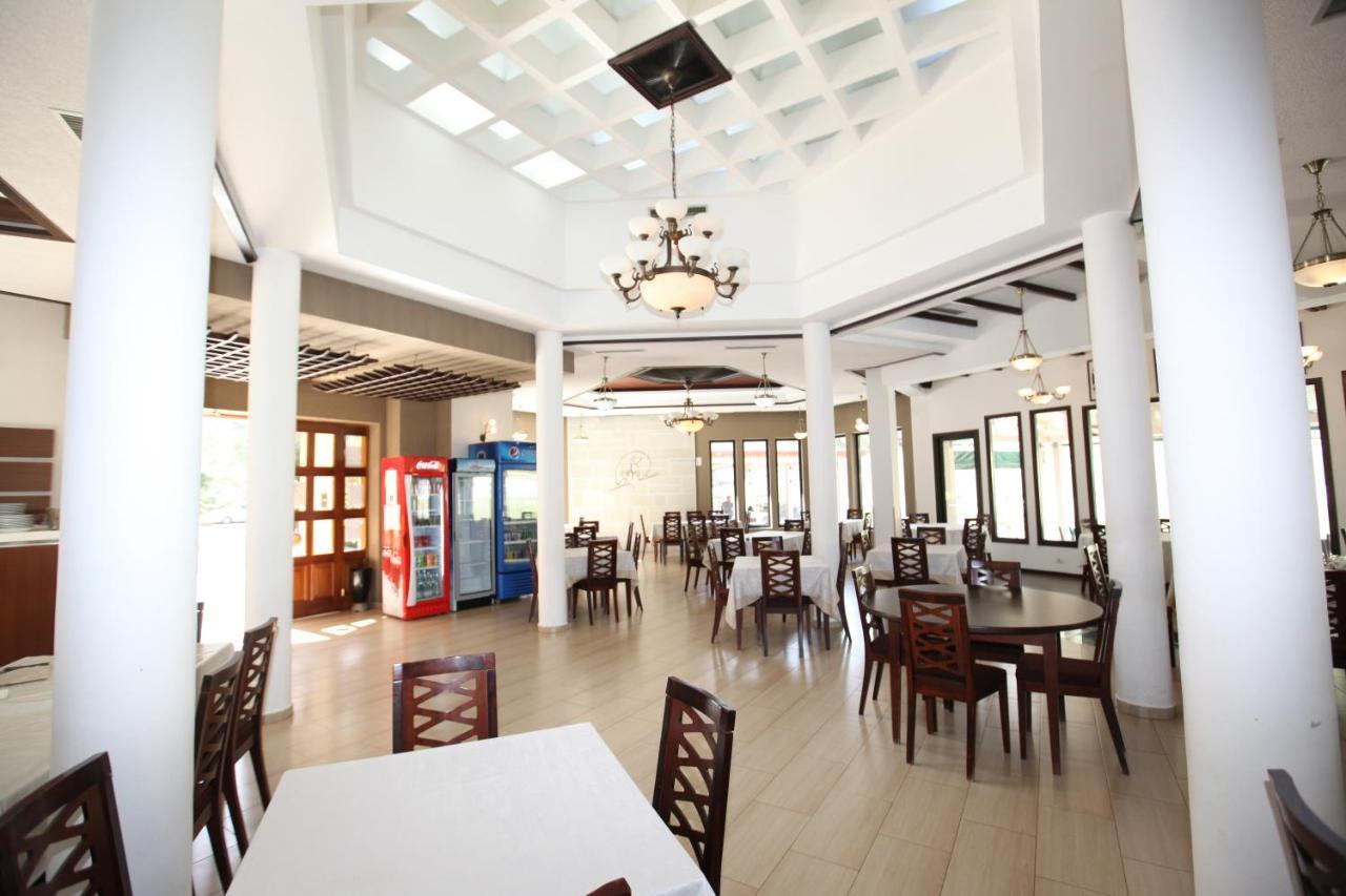 Hotel Gryka E Kelcyres Екстериор снимка