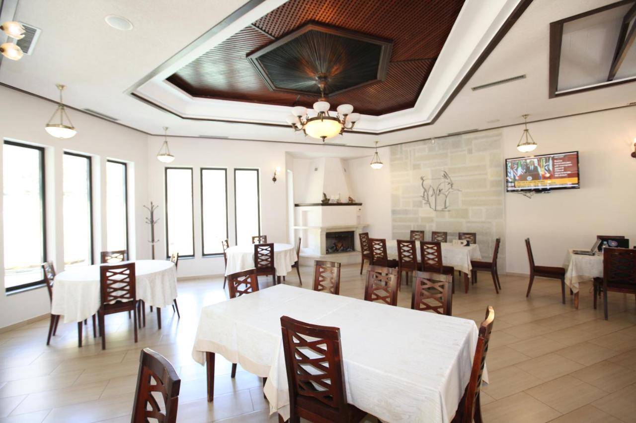 Hotel Gryka E Kelcyres Екстериор снимка
